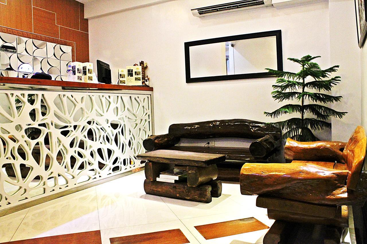 Belgian Suites Manila Exterior foto